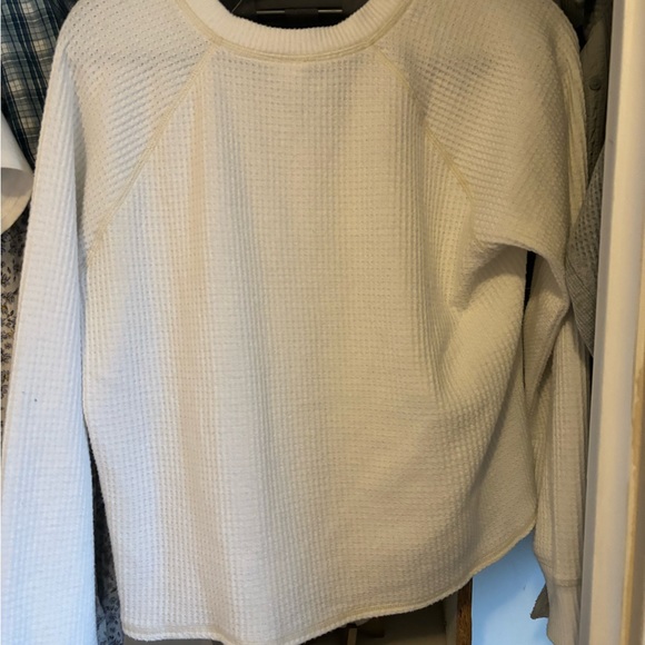 Old Navy white Button up knit shirt - Picture 2 of 2